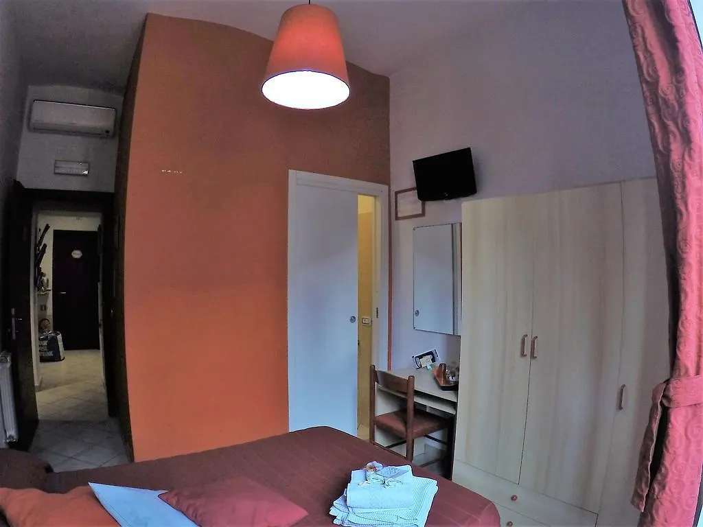 Dama Di Roma Hotel Italy