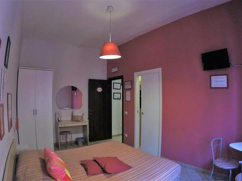 Hotel Dama Di Roma 3*,  Italia